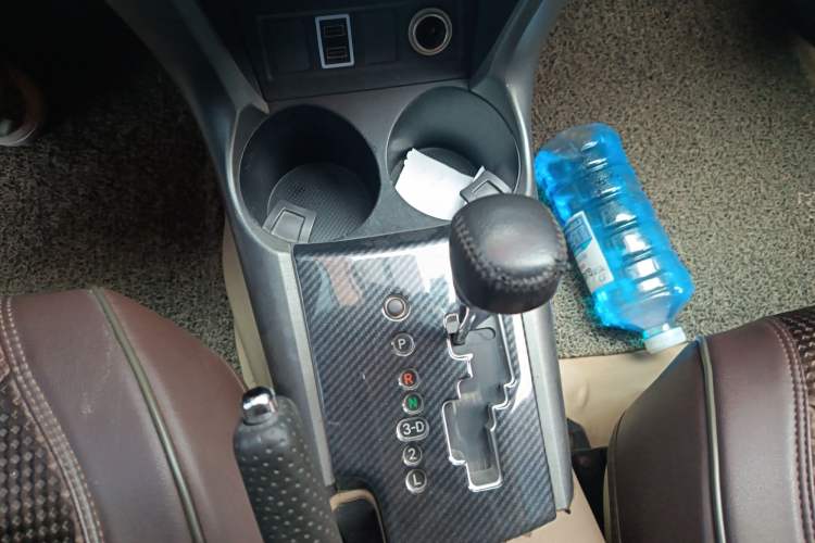 Used Toyota RAV4 2012 Luxurious Edition 2.0L Automatic All-Wheel Drive
