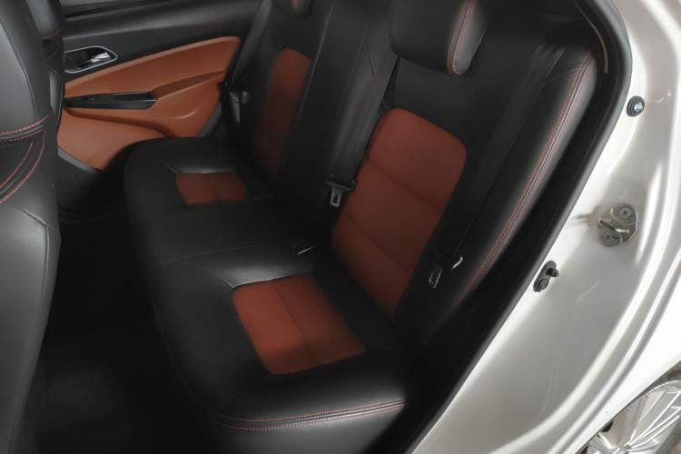 Used Geely Auto Diamond 2016 1.5L Manual Elite Edition
