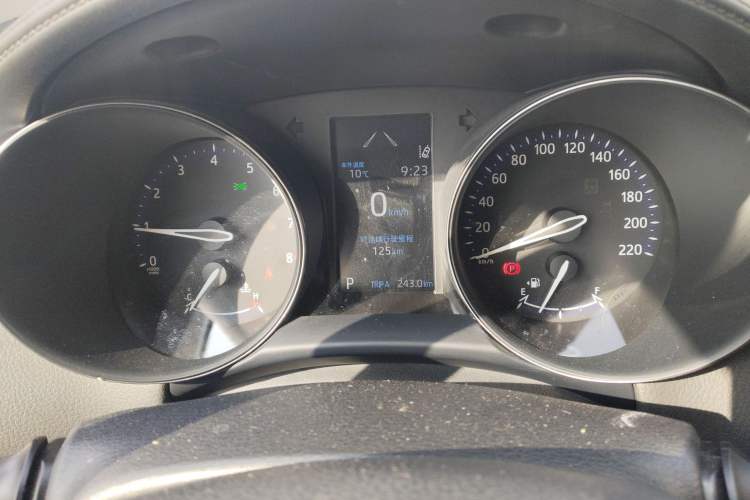 Used Toyota IZOA 2021 2.0L Enjoy Edition