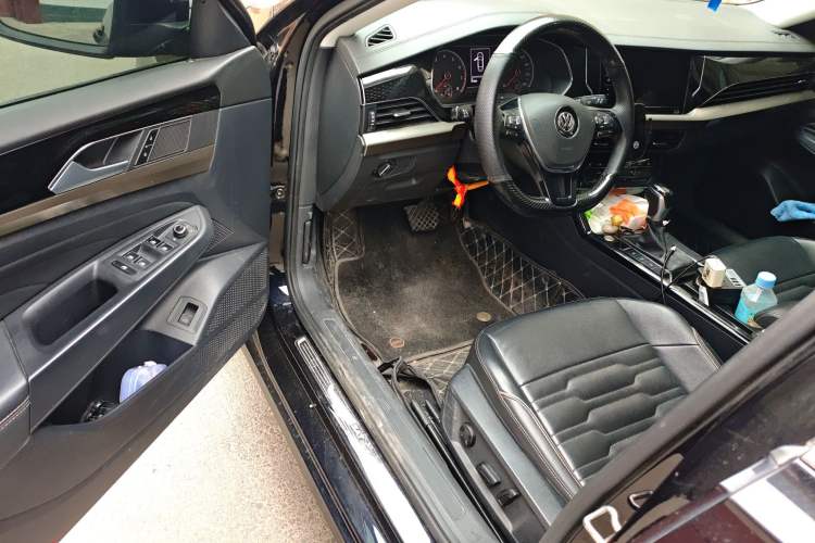 Used Volkswagen Passat 2020 330TSI Elite Edition China VI
