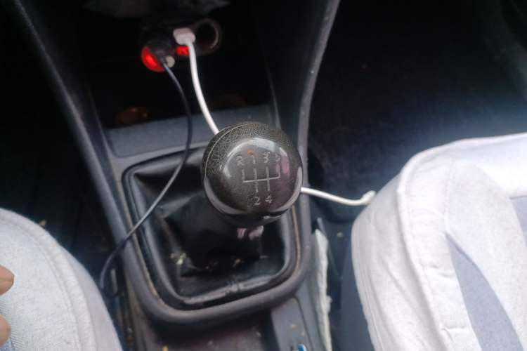 Used Volkswagen Santana 2013 1.6L Manual Fashion Edition Gear Lever
