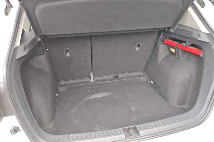 Used Volkswagen Tharu 2021 280TSI Two-Wheel Drive Comfort Edition Trunk