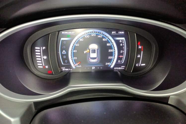 Used Geely Auto Emgrand X7 Sport 2016 1.8TD Automatic ZhiZun Version
