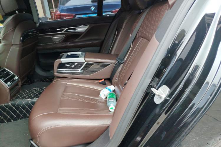 Used BMW 7 Series 2019 730Li M Sport Package Left Rear Seat
