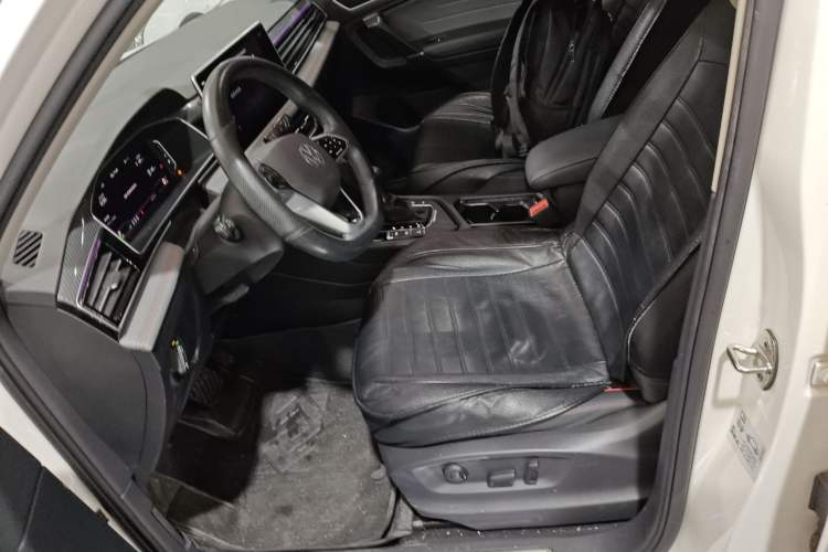 Used Volkswagen Tiguan L New Energy 2022 430 PHEV Plug-in Hybrid Flagship Edition Left Front Seat