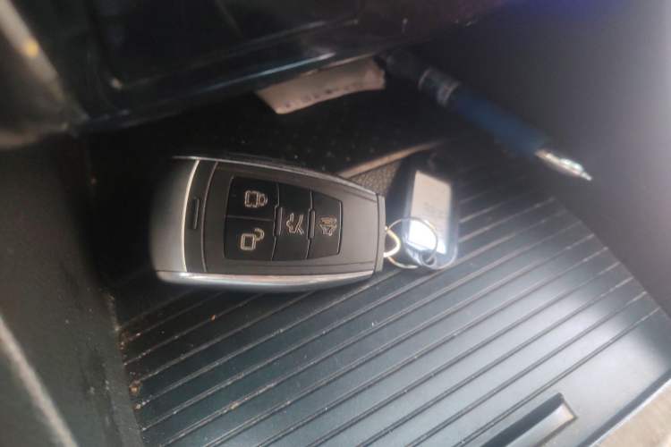 Used BAIC Weiwang S50 2016 1.5T Manual Joyful Luxury Edition Vehicle Key