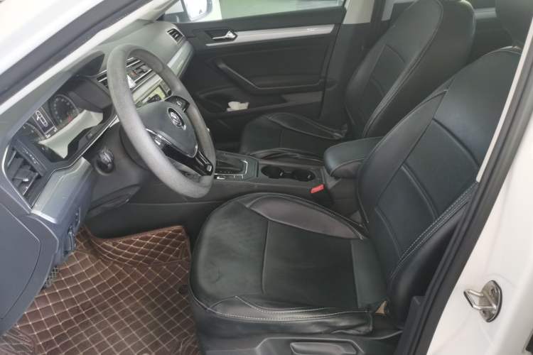 Used Volkswagen Lamando 2019 230TSI DSG Vision Edition China VI Standard Left Front Seat