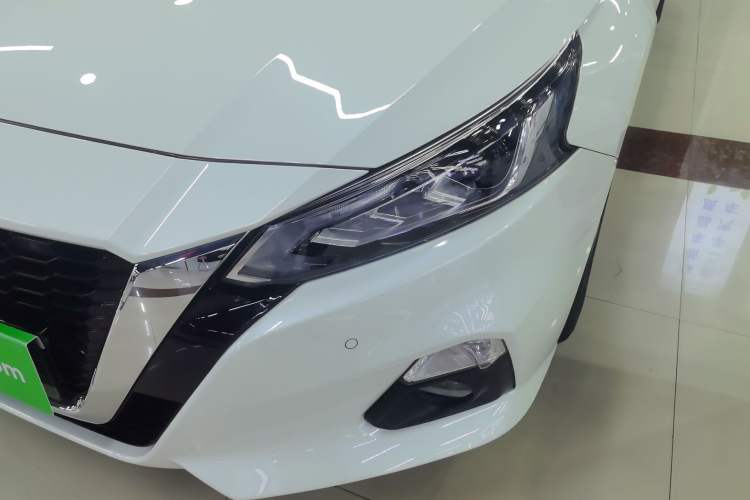 Used Nissan Teana 2021 2.0L XL Upper AD1 Smart Drive & Navigation Edition Left Front Headlight