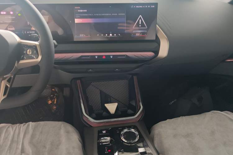 Used BMW X3 2025 Model, xDrive30L Prestige M Sport Night Package Audio And AC Panel