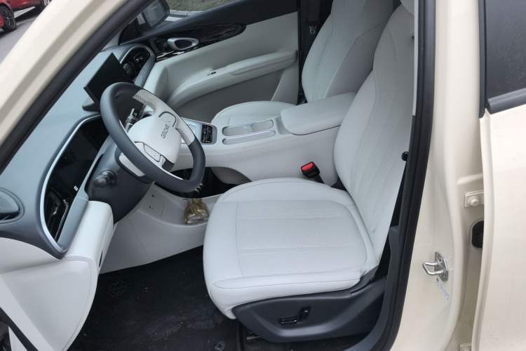 Used Geely Galaxy Geome 2025 UP 410km Exploration Edition Left Front Seat