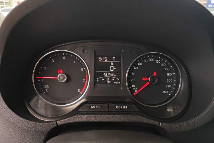 Used Volkswagen Polo 2016 1.6L Automatic Comfort Model
