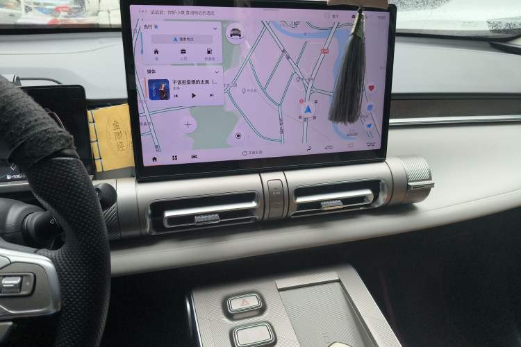 Used GAC Trumpchi EMKOO 2022 2.0 ATK TwinStar Pro Edition Audio And AC Panel