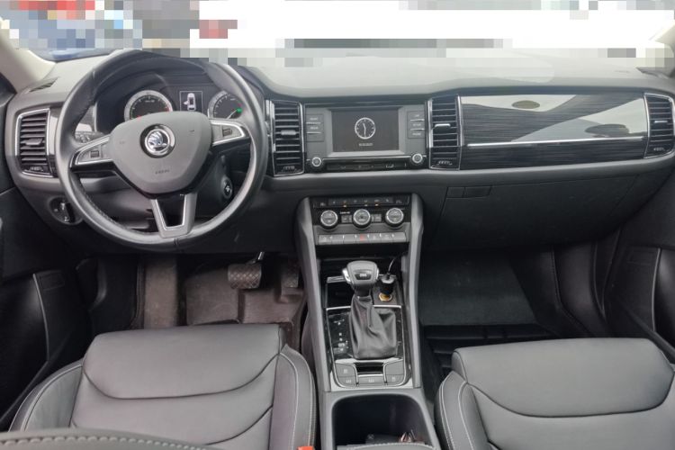 Used Skoda Kodiaq 2017 TSI330 7-Seater Two-Wheel-Drive Luxury Edition Interior 2