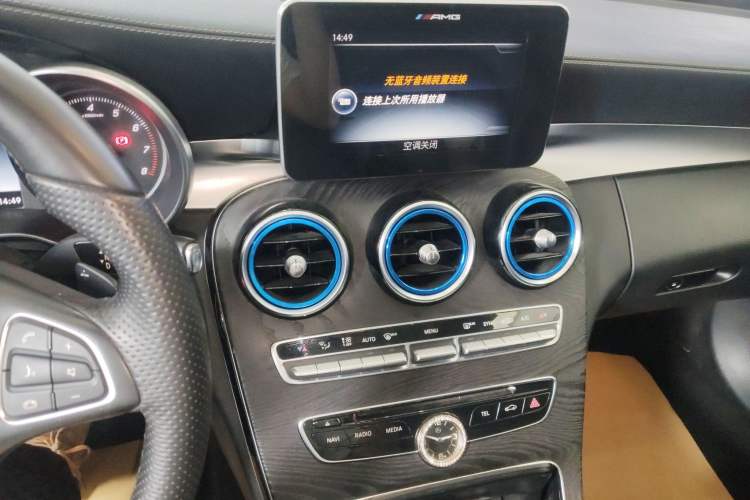 Used Mercedes-Benz C-Class 2016 C 200 L Sport Edition Audio And AC Panel