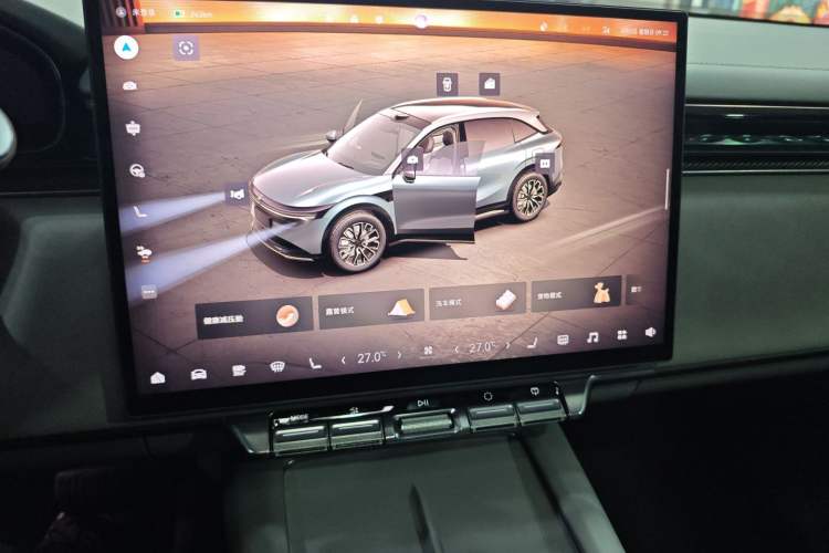 Used Zeekr 7X 2025 100 kWh Long-Range Rear-Wheel Drive with Intelligent Driving Features
