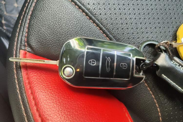 Used Peugeot 2008 2014 1.6L Automatic Fashion Edition