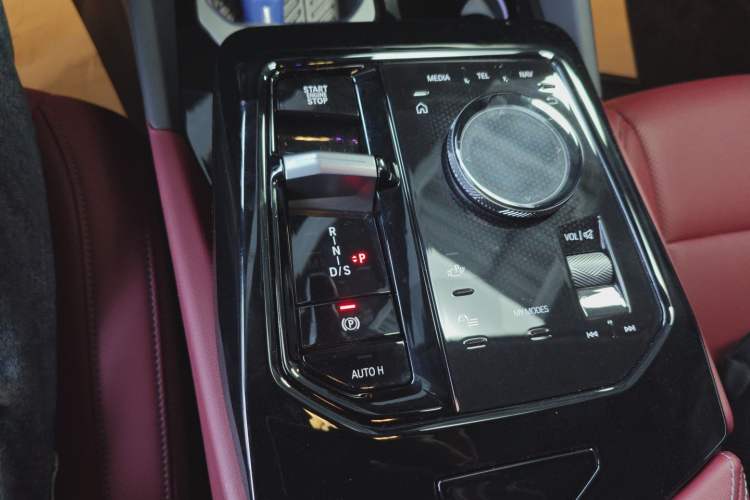 Used BMW 5 Series 2024 530Li Leading Model M Sport Package Gear Lever