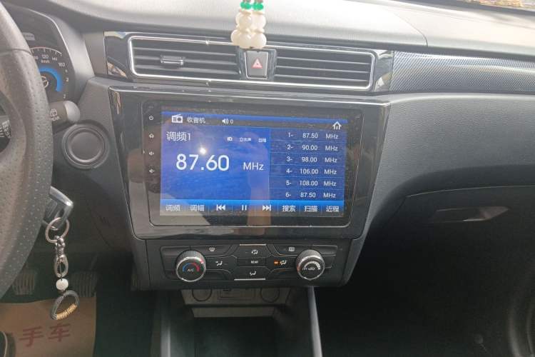Used Dongfeng Fengon 580 2021 Revised ☆ Star Edition 1.8L Manual Elite Version Audio And AC Panel