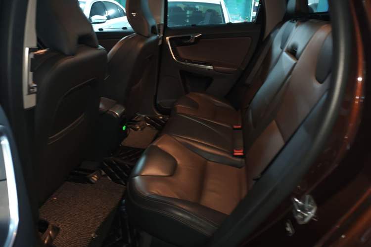 Used Volvo XC60 2016 T5 AWD Zhiyuan Edition
