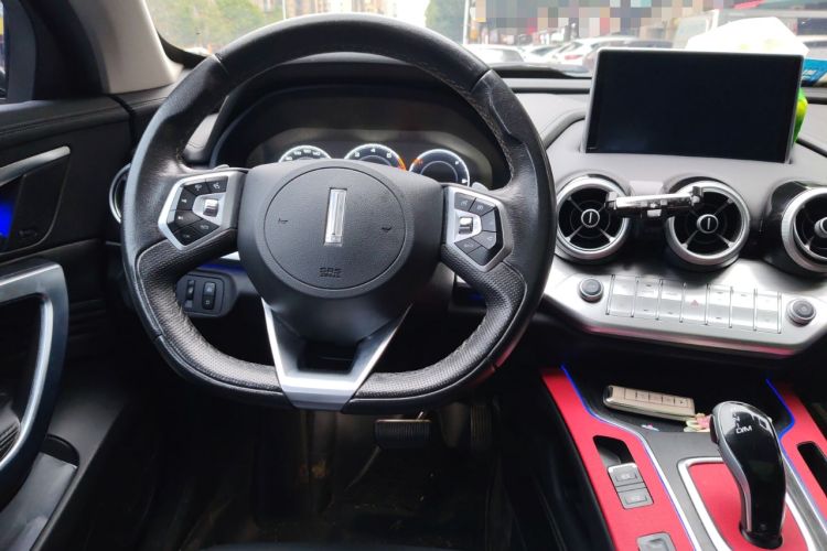 Used Wey VV7 2019 Upgraded Model 2.0T Ultra-Luxury Version China V Standard