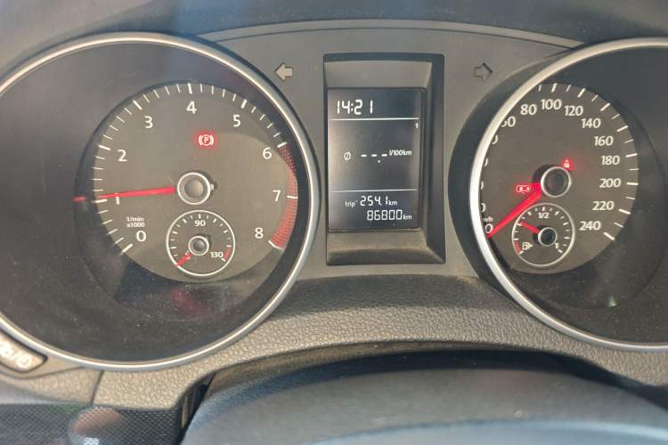 Used Volkswagen Golf 2012 1.6 Manual Comfort Edition