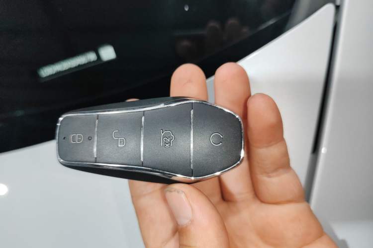 Used BYD Sealion 05 EV 2025 520 km Smart Cruise Version Vehicle Key