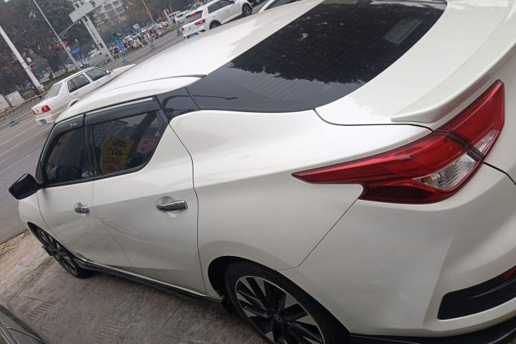 Used Nissan Lannia 2020 1.6L CVT Smart Connect Smart Cool Edition