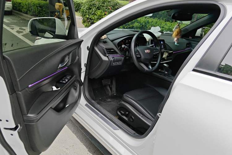 Used Cadillac CT4 2022 28T Fashion Edition Driver Seat