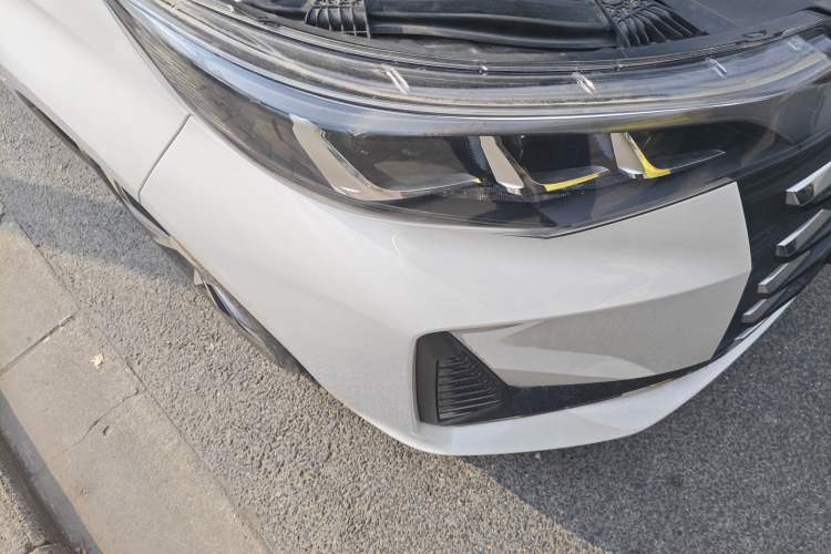 Used GAC Trumpchi M6 2023 PRO 270T DCT Luxury Edition Right Front Headlight