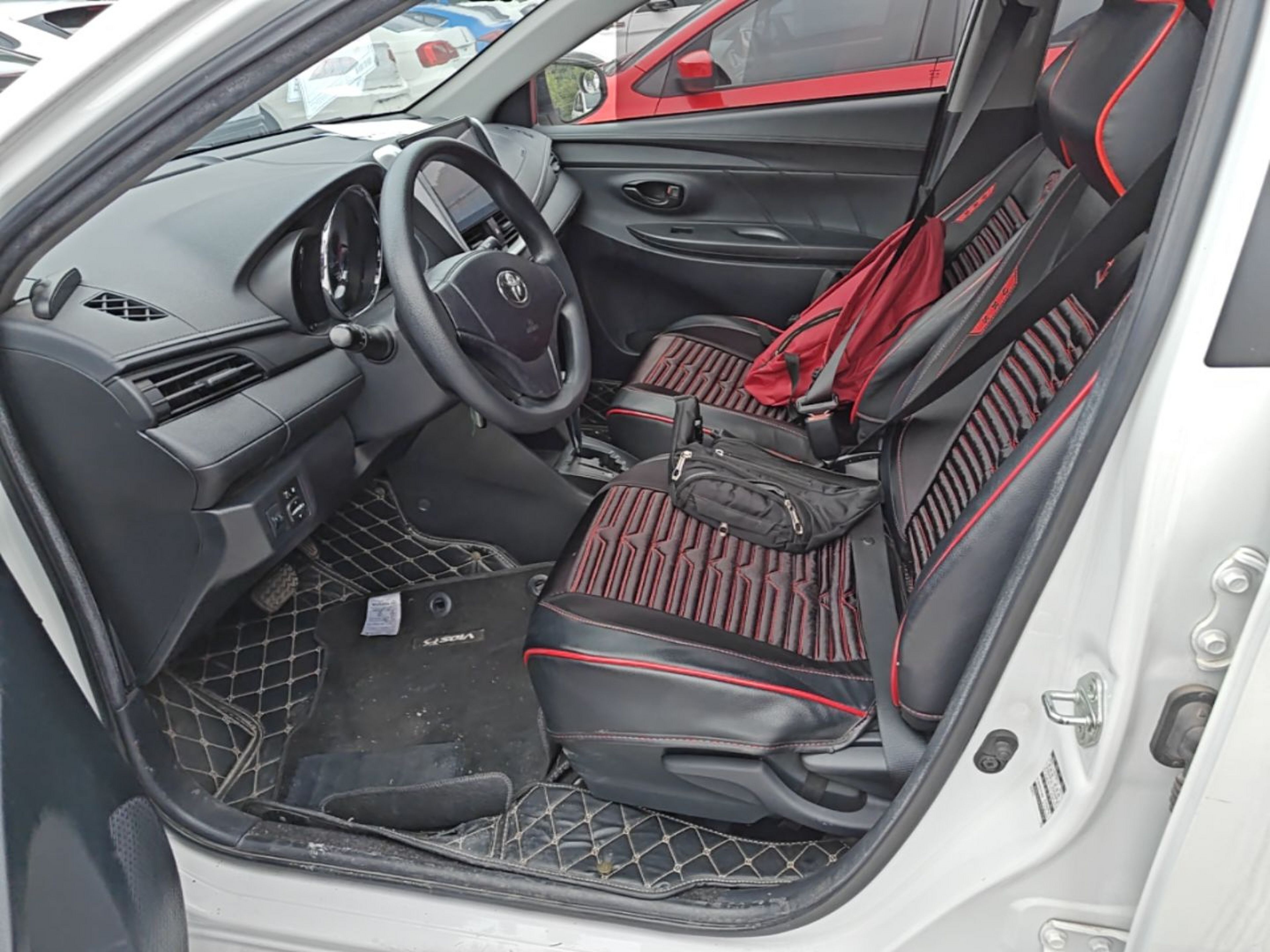 Interior delantero