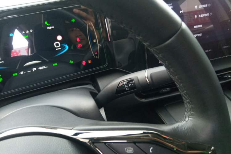 Used Haval Fierce Dragon 2023 1.5L 110KM Navigation Edition Gear Lever