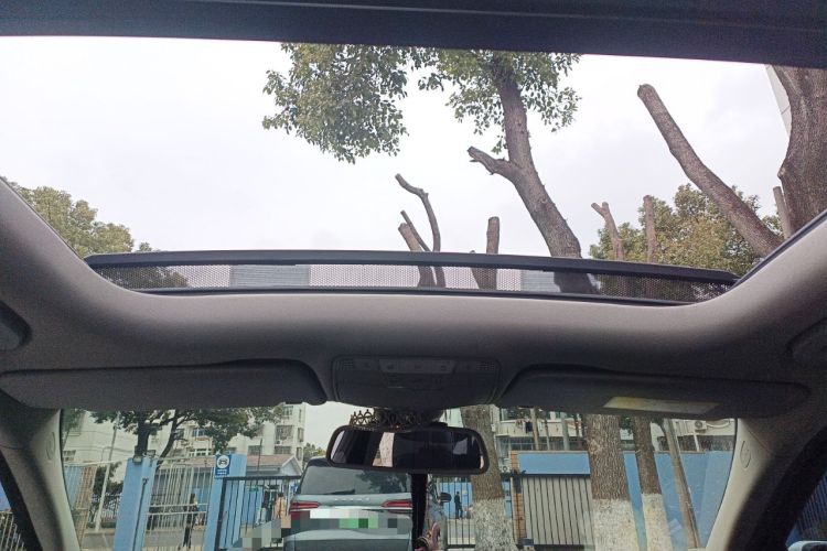 Used Mercedes-Benz C-Class 2015 C 200 L Sport Edition
