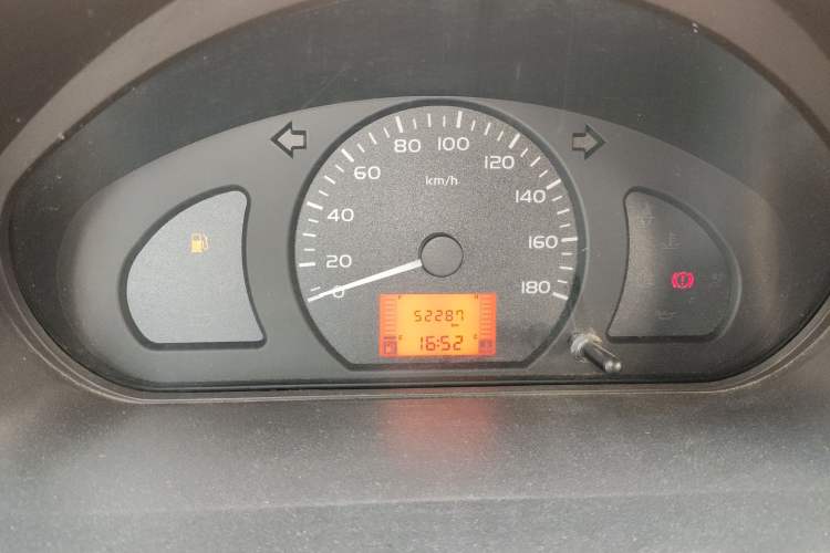 Used Wuling Rongguang Small Truck 2017 1.5L Double-Cab Basic Version L3C Instrument Cluster