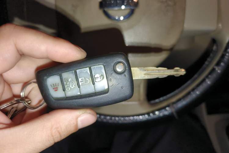 Used Nissan Sylphy 2012 Classic 1.6XE Automatic Comfort Edition Vehicle Key