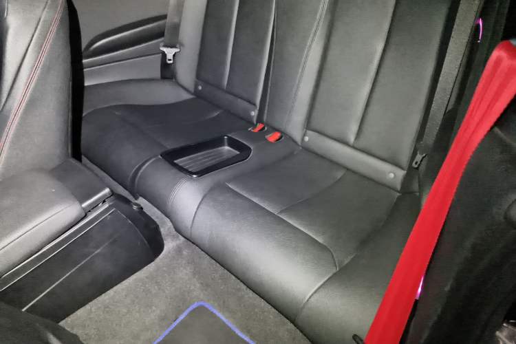 Used BMW 2 Series 2018 220i Convertible Coupe Sports Design Package