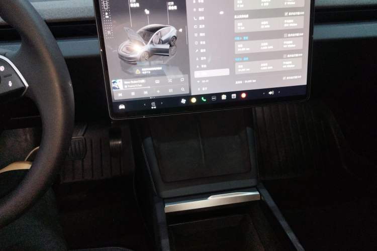 Used Tesla Model 3 2023 Rear-Wheel-Drive Version
