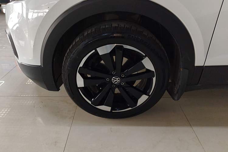 Used Volkswagen Tacqua 2020 1.5L Automatic Yue