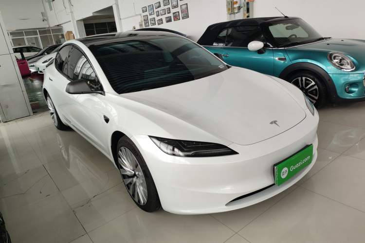 Used Tesla Model 3 2023 Long-Range All-Wheel-Drive Version