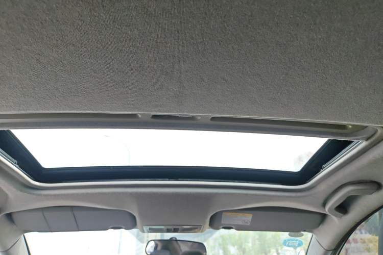 Used Haima M3 2016 1.5L Manual Comfort Model with Sunroof
