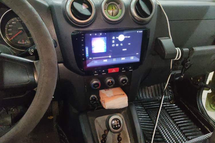 Used BAIC Off-Road BJ40 2014 2.4L Manual Cross-Country Edition Audio And AC Panel