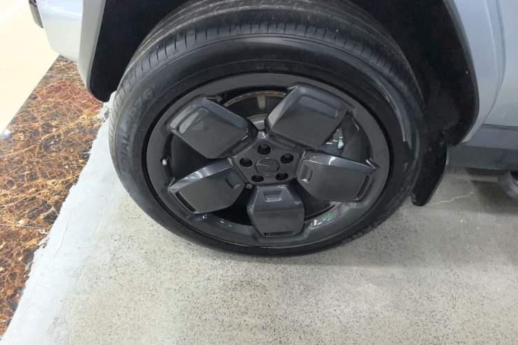 Used iCAR V23 2025 501 Four-Wheel Drive Advanced Version
