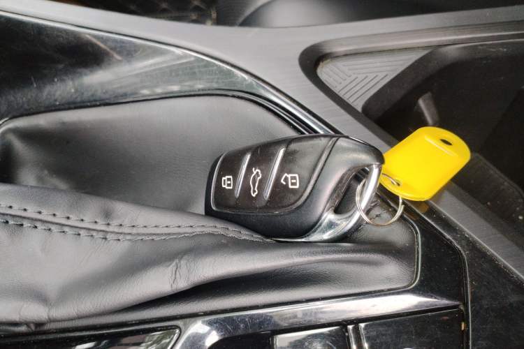 Used Roewe i5 2021 1.5L CVT Diamond Edition