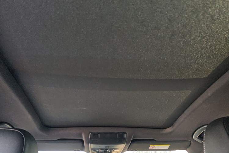 Used Volkswagen T-ROC 2023 300TSI DSG Two-Wheel-Drive Chen Guang Edition