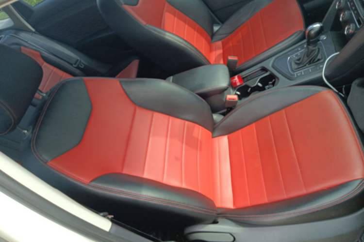 Used Volkswagen Tharu 2021 280TSI Two-Wheel Drive Trend Edition Right Front Seat