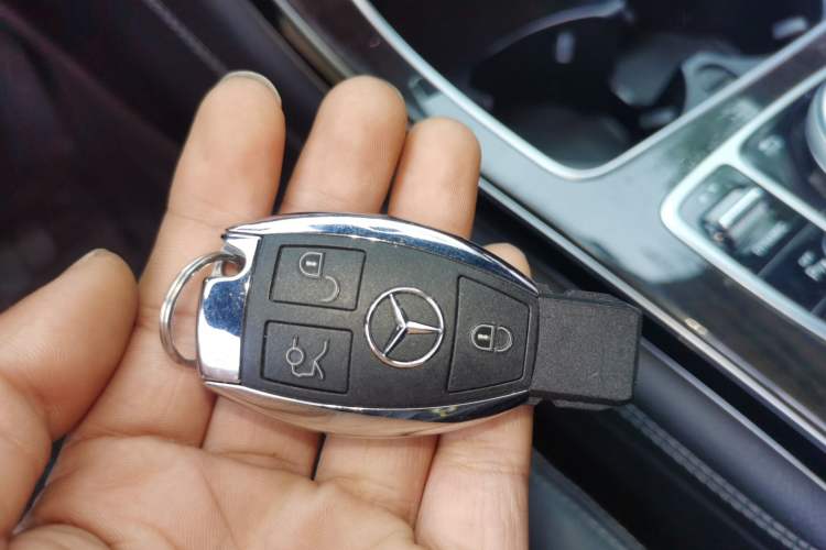 Used Mercedes-Benz GLC 2019 GLC 260 L 4MATIC Dynamic Model