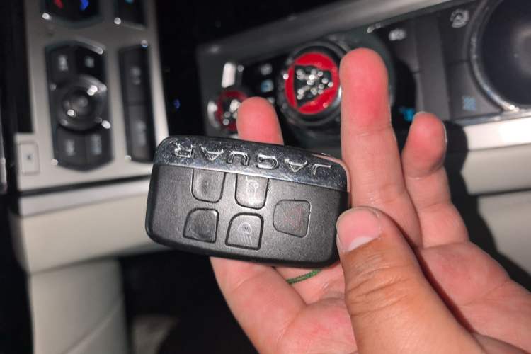 Used Jaguar XF 2013 XF 3.0 SC Prestige Edition
