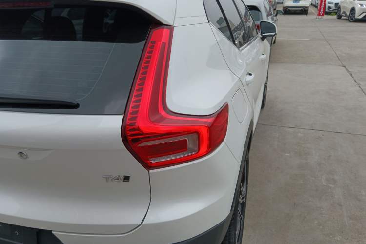 Used Volvo XC40 2021 T4 Four-Wheel Drive Smart Luxury Edition
