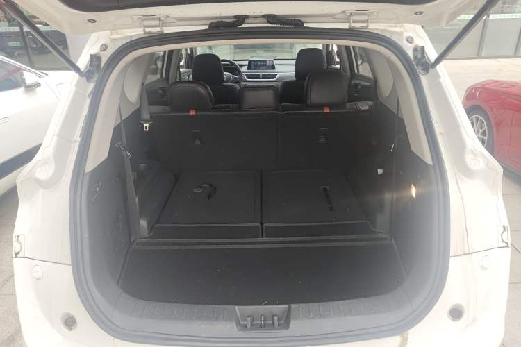 Used Dongfeng Fengon 580 2021 Revised ☆ Star Edition 1.5T Automatic Luxury Version Trunk