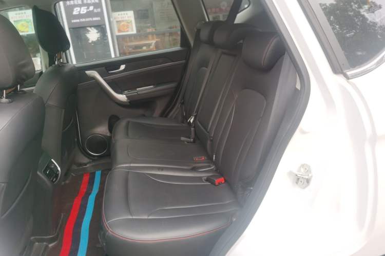 Used Haval M6 2018 1.5T Manual Two-Wheel Drive Elite Model Left Rear Seat