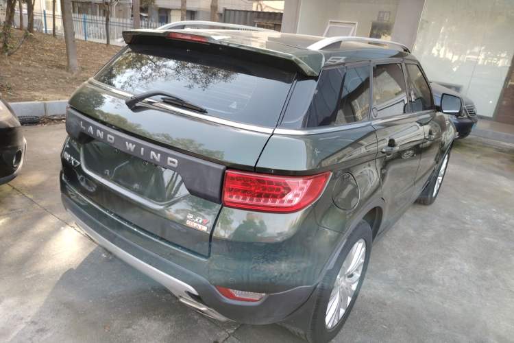 Used Land X7 2015 2.0T Panoramic Prestige Edition
